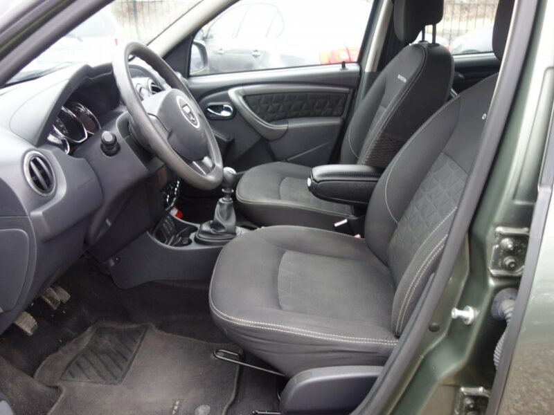 Dacia Duster Dacia Duster 2014 1.2 benzyna 125km przebieg 115tyś nawi klima I (2009-2017)