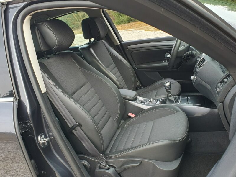 Renault Laguna 2.0 16v 140KM # GT # NAVI # Climatronic # Parktronic # Skóra # IGŁA ! III (2007-)
