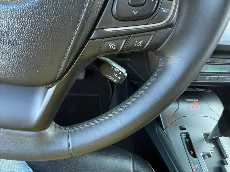 Toyota Avensis automat, navi, kamera, gwarancja! III (2009-)
