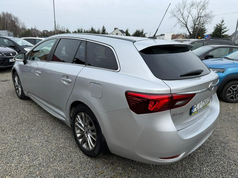 Toyota Avensis automat, navi, kamera, gwarancja! III (2009-)