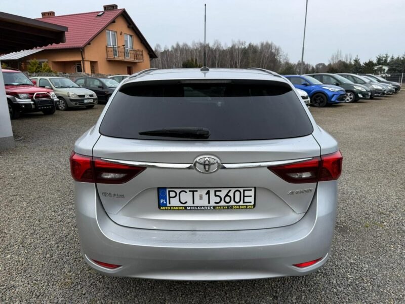 Toyota Avensis automat, navi, kamera, gwarancja! III (2009-)