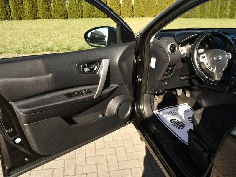Nissan Qashqai+2 2,0BENZ Panorama Dach.Klimatr 2 str.Hak.Parktr.7 Foteli.OKAZJA I (2008-)