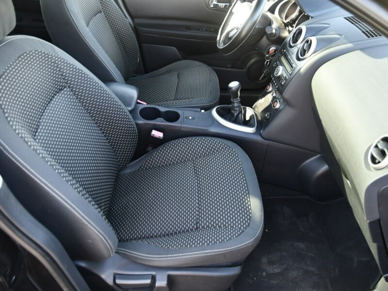 Nissan Qashqai+2 2,0BENZ Panorama Dach.Klimatr 2 str.Hak.Parktr.7 Foteli.OKAZJA I (2008-)