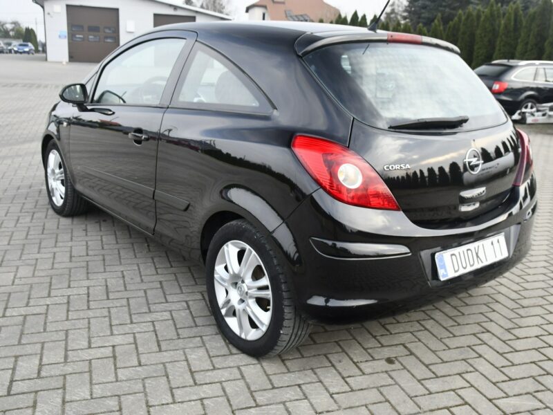 Opel Corsa 1,4Benzyna Dudki11 Serwis.Klima.ALu.EL.szyby.Centralka.kredyt.OKAZJA D (2006-2014)