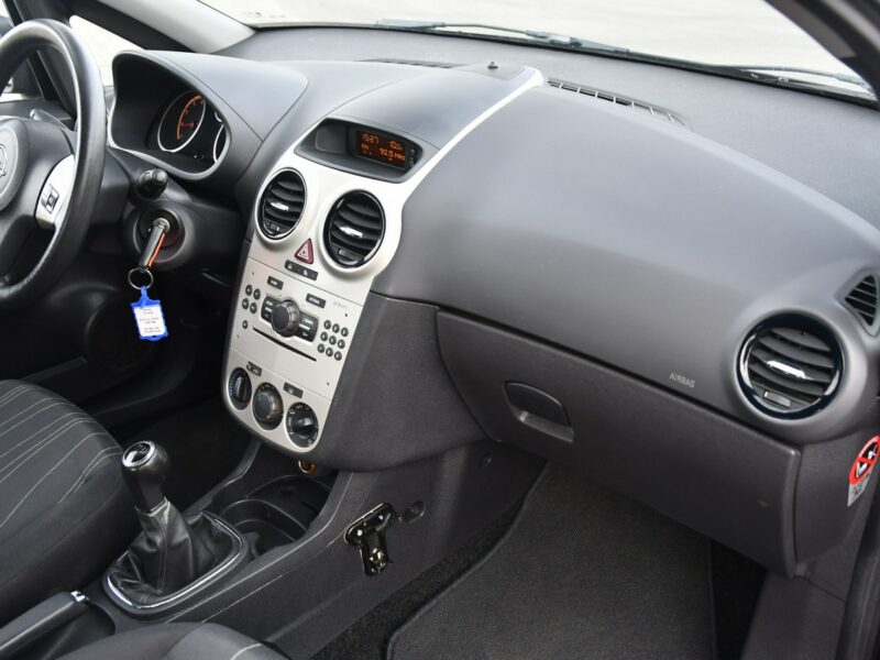 Opel Corsa 1,4Benzyna Dudki11 Serwis.Klima.ALu.EL.szyby.Centralka.kredyt.OKAZJA D (2006-2014)