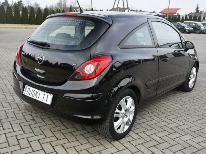 Opel Corsa 1,4Benzyna Dudki11 Serwis.Klima.ALu.EL.szyby.Centralka.kredyt.OKAZJA D (2006-2014)