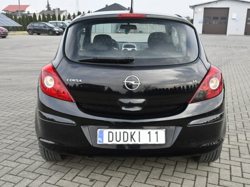 Opel Corsa 1,4Benzyna Dudki11 Serwis.Klima.ALu.EL.szyby.Centralka.kredyt.OKAZJA D (2006-2014)
