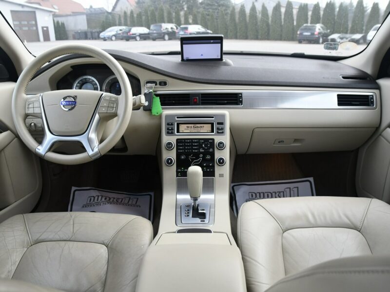 Volvo V70 2,4d5 Dudki11 Automat.Navi.Podg.Fot.Serwis.Klimatr 2 str.Tempomat.OKAZ III (2007-)