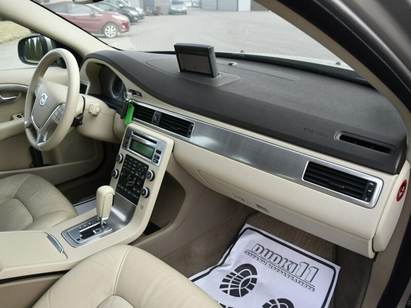 Volvo V70 2,4d5 Dudki11 Automat.Navi.Podg.Fot.Serwis.Klimatr 2 str.Tempomat.OKAZ III (2007-)