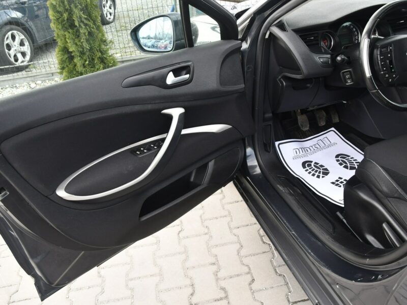 Citroen C5 2,0 Benzyna. Navigacja.Klimatronic 2 strefowy. Tempomat.Parktronic, III (2008-)