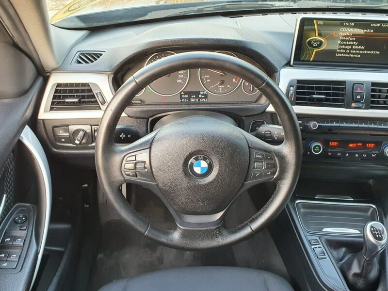 BMW 320 320d 184KM # Touring # Duży Ekran # Climatronic # PDC # Kamera # IGŁA F30/F31 (2012-)