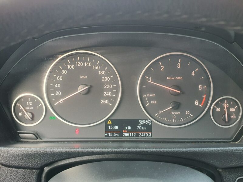 BMW 320 320d 184KM # Touring # Duży Ekran # Climatronic # PDC # Kamera # IGŁA F30/F31 (2012-)