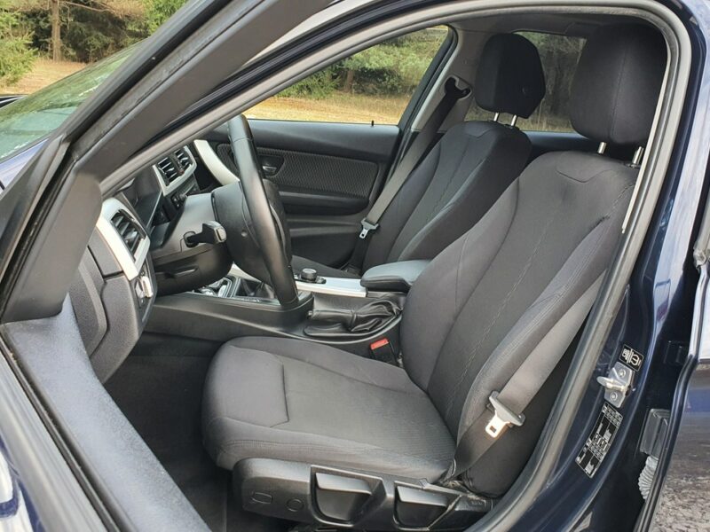 BMW 320 320d 184KM # Touring # Duży Ekran # Climatronic # PDC # Kamera # IGŁA F30/F31 (2012-)