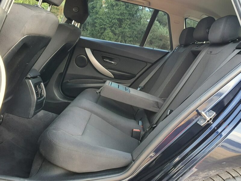 BMW 320 320d 184KM # Touring # Duży Ekran # Climatronic # PDC # Kamera # IGŁA F30/F31 (2012-)