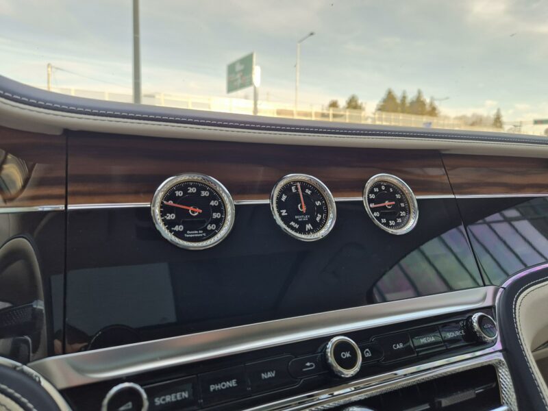 Bentley Continental Flying Spur V8. Gwarancja 04.2026. Bang & Olufsen. Head-Up. Masaże.