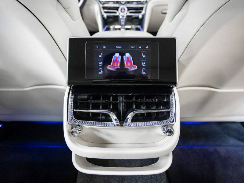 Bentley Continental Flying Spur V8. Gwarancja 04.2026. Bang & Olufsen. Head-Up. Masaże.