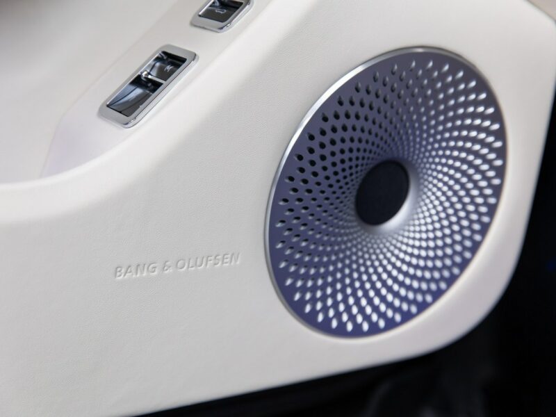 Bentley Continental Flying Spur V8. Gwarancja 04.2026. Bang & Olufsen. Head-Up. Masaże.
