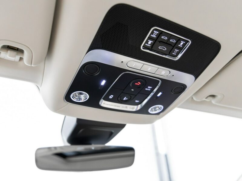 Bentley Continental Flying Spur V8. Gwarancja 04.2026. Bang & Olufsen. Head-Up. Masaże.