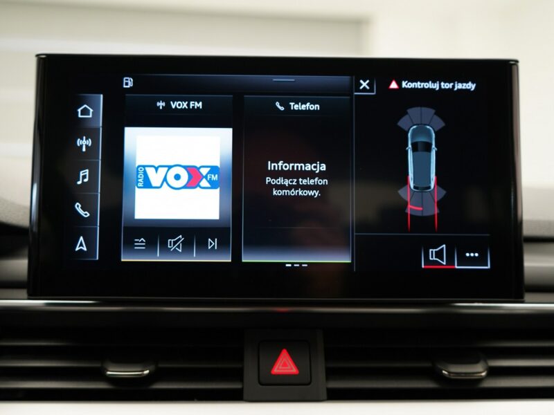 Audi A4 35TFSI 150KM Stronic S-line Tempomat Ambient Matrix LED B9 (2015-)