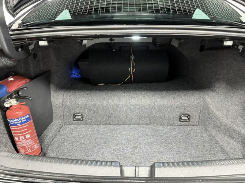 Volkswagen Jetta 1.4 TSI 150KM*DSG*BOSE*Navi*BiXenon*HIGHLINE*Klimatronic*Kamer*Łopatki A6 (2010-)