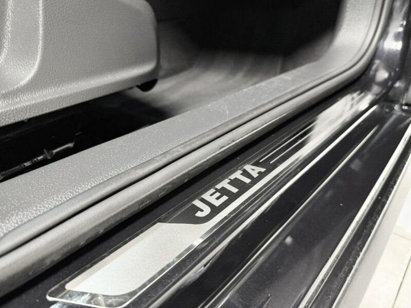 Volkswagen Jetta 1.4 TSI 150KM*DSG*BOSE*Navi*BiXenon*HIGHLINE*Klimatronic*Kamer*Łopatki A6 (2010-)