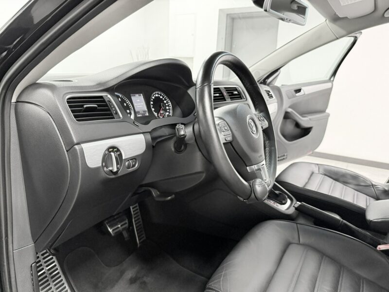 Volkswagen Jetta 1.4 TSI 150KM*DSG*BOSE*Navi*BiXenon*HIGHLINE*Klimatronic*Kamer*Łopatki A6 (2010-)