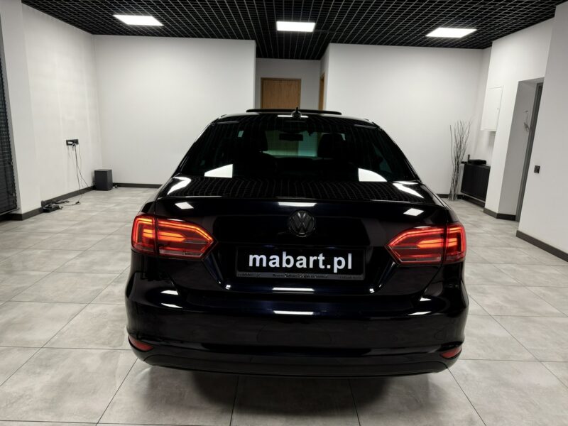 Volkswagen Jetta 1.4 TSI 150KM*DSG*BOSE*Navi*BiXenon*HIGHLINE*Klimatronic*Kamer*Łopatki A6 (2010-)