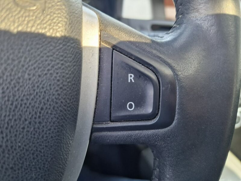 Renault Laguna 2.0 DCI 150 KM, Panorama, Nawigacja, Bluetooth, Klimatyzacja, Isofix III (2007-)