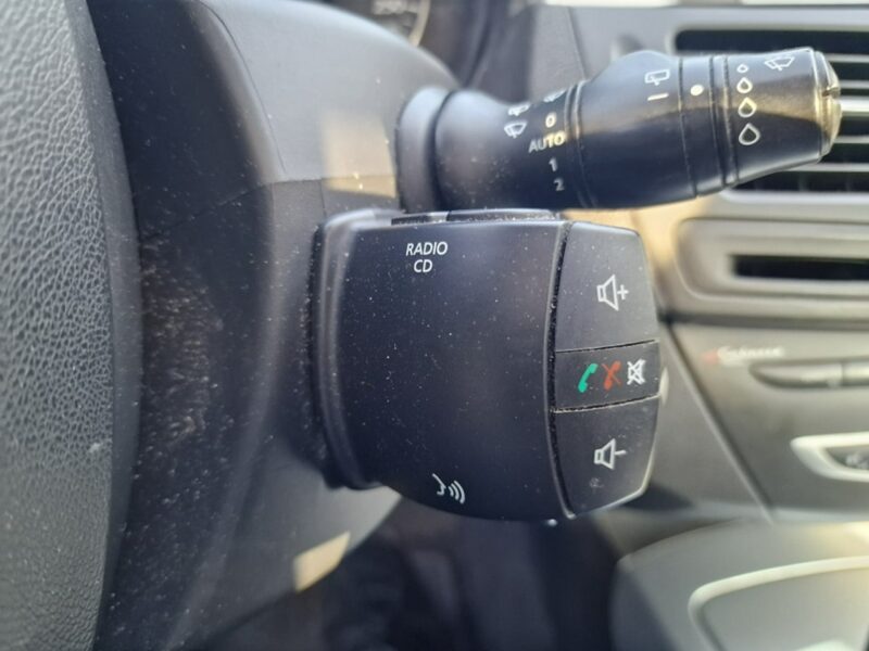 Renault Laguna 2.0 DCI 150 KM, Panorama, Nawigacja, Bluetooth, Klimatyzacja, Isofix III (2007-)