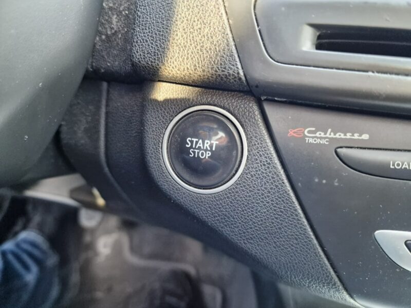 Renault Laguna 2.0 DCI 150 KM, Panorama, Nawigacja, Bluetooth, Klimatyzacja, Isofix III (2007-)