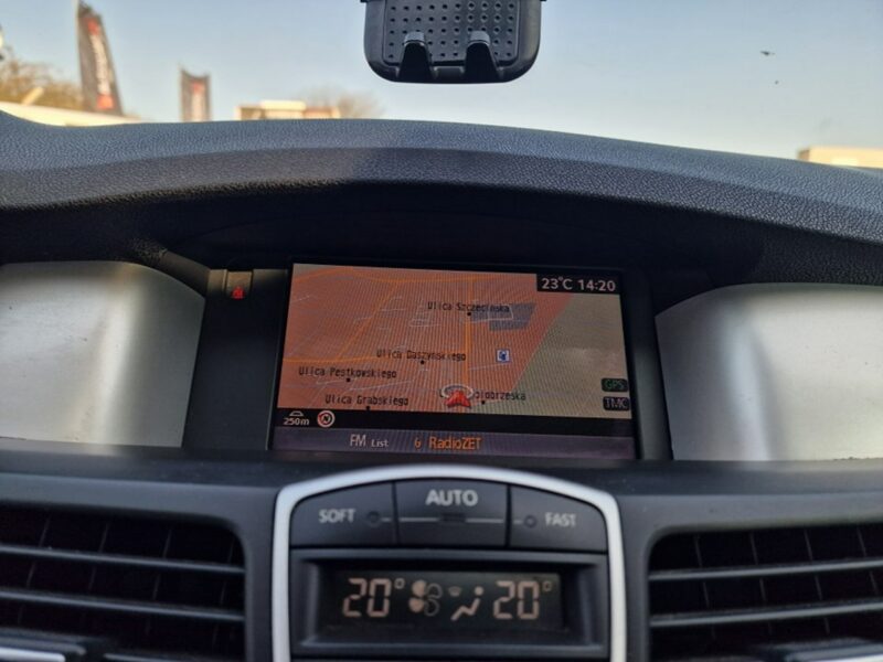 Renault Laguna 2.0 DCI 150 KM, Panorama, Nawigacja, Bluetooth, Klimatyzacja, Isofix III (2007-)