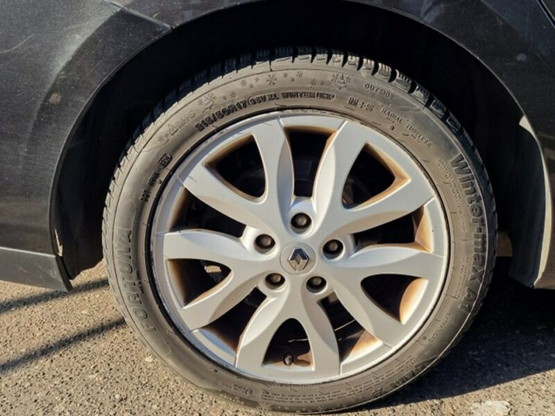 Renault Laguna 2.0 DCI 150 KM, Panorama, Nawigacja, Bluetooth, Klimatyzacja, Isofix III (2007-)