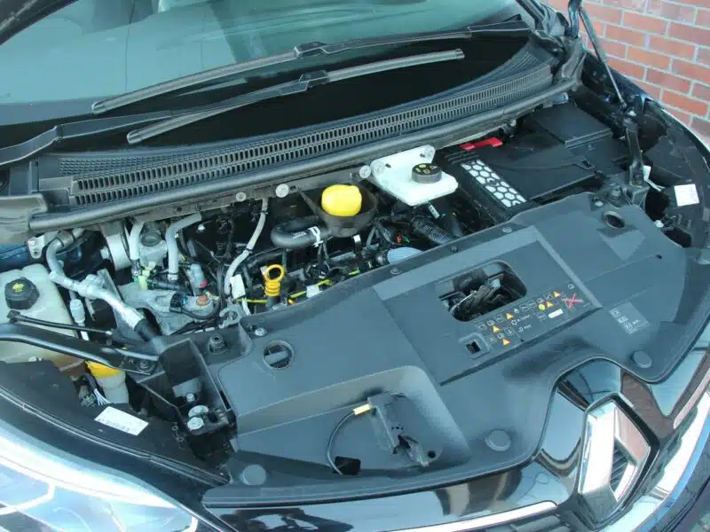Renault Grand Scenic Radar*Navi*AsysToru*Blis*Kamera*Pdc360*TempACC*Komp*FullLed*GwarVGS III (2016-2021)