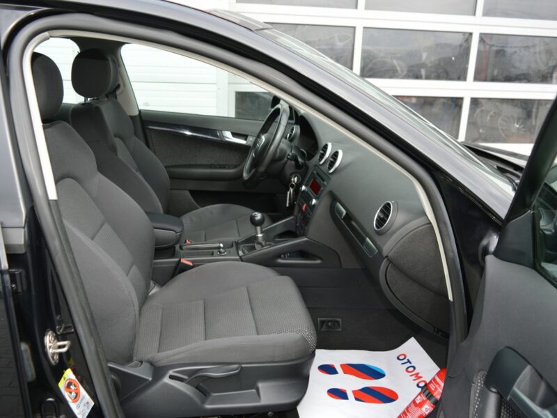 Audi A3 2.0 TDI BKD Bezwypadkowy Serwisowany w ASO Klimatronik143 tys.km. 8P (2003-2012)