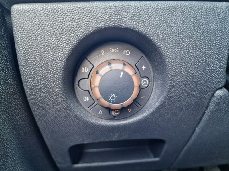 Opel Corsa 1.4 Benzyna 90 KM, Klimatyzacja, Komputer, Isofix, Dwa Klucze, D (2006-2014)