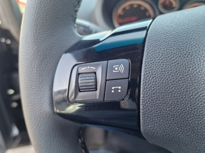 Opel Corsa 1.4 Benzyna 90 KM, Klimatyzacja, Komputer, Isofix, Dwa Klucze, D (2006-2014)