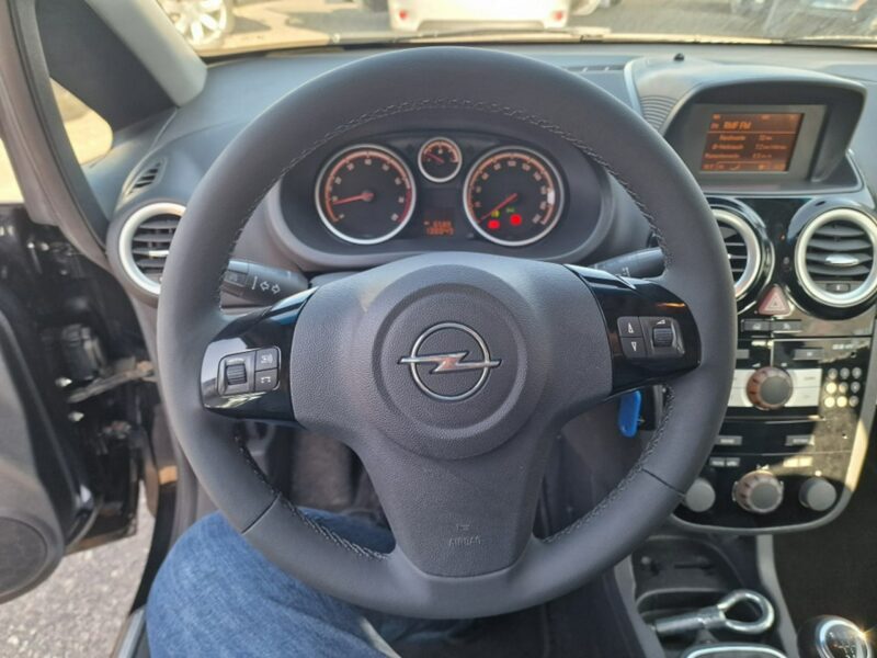 Opel Corsa 1.4 Benzyna 90 KM, Klimatyzacja, Komputer, Isofix, Dwa Klucze, D (2006-2014)