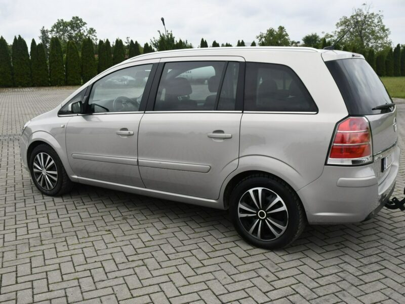 Opel Zafira 1,8Benz DUDKI11 7 Foteli.Lift.Klimatr 2 str.Navi.Tempomat.OKAZJA B (2005-2011)
