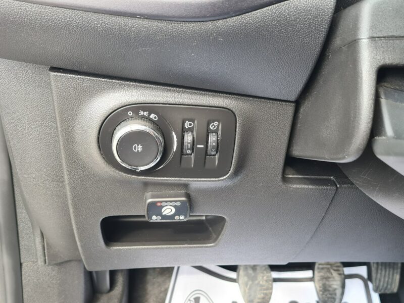 Opel Corsa Salon PL GAZ Navi Klimatyzacja PDC Tempomat Komputer Zadbana E (2014-)