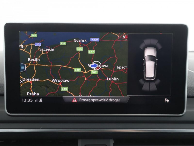 Audi A4 virtual cocpit navi xenon LED klima auto czujniki parkowania B9 (2015-)