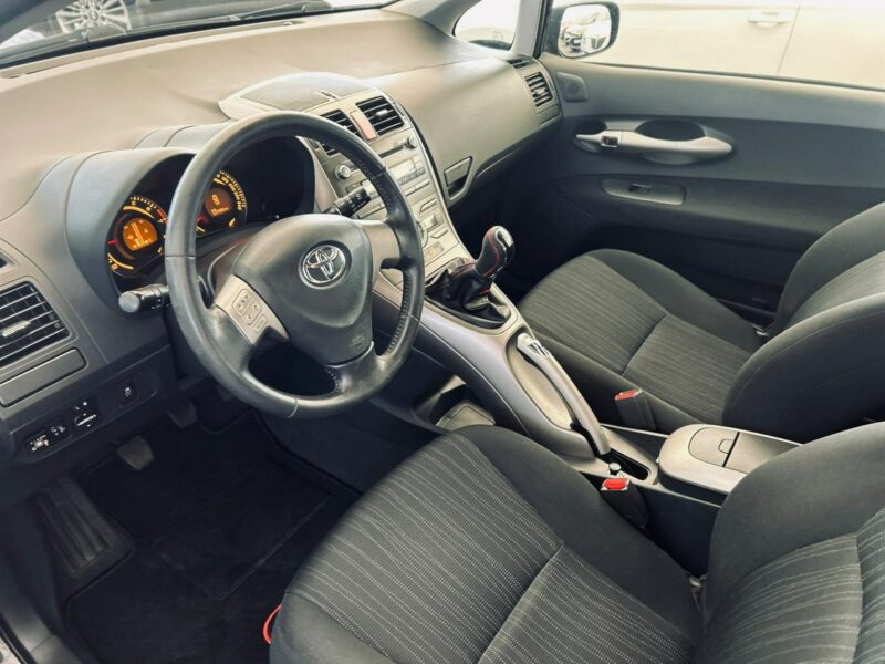 Toyota Auris 1.4 Benzyna + GAZ* 97 KM* Zarejestrowana* I (2006-2012)