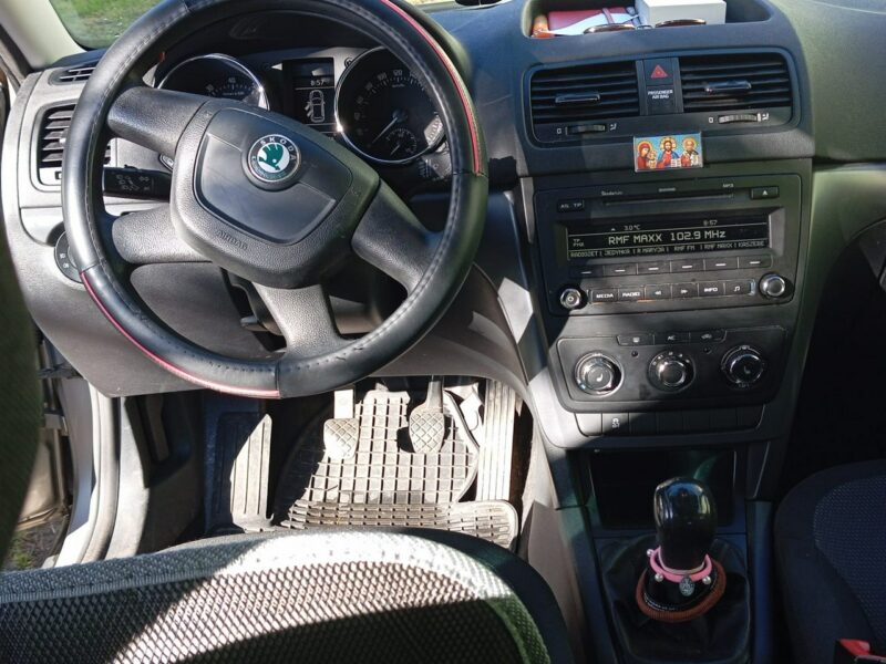 Škoda Yeti Skoda Yeti 2010 salon PL I (2009-)