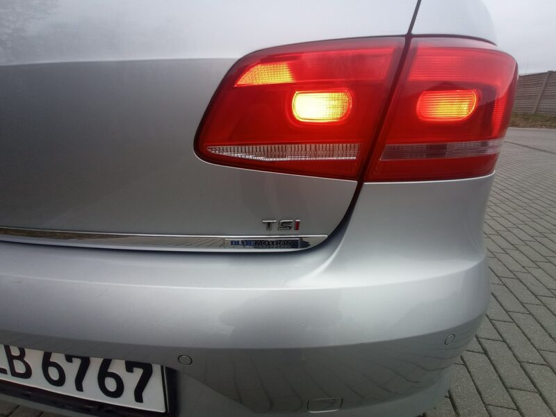 Volkswagen Passat Volkswagen Passat 1.4 TSI BlueMotion Technology Comfortline B7 (2010-2014)