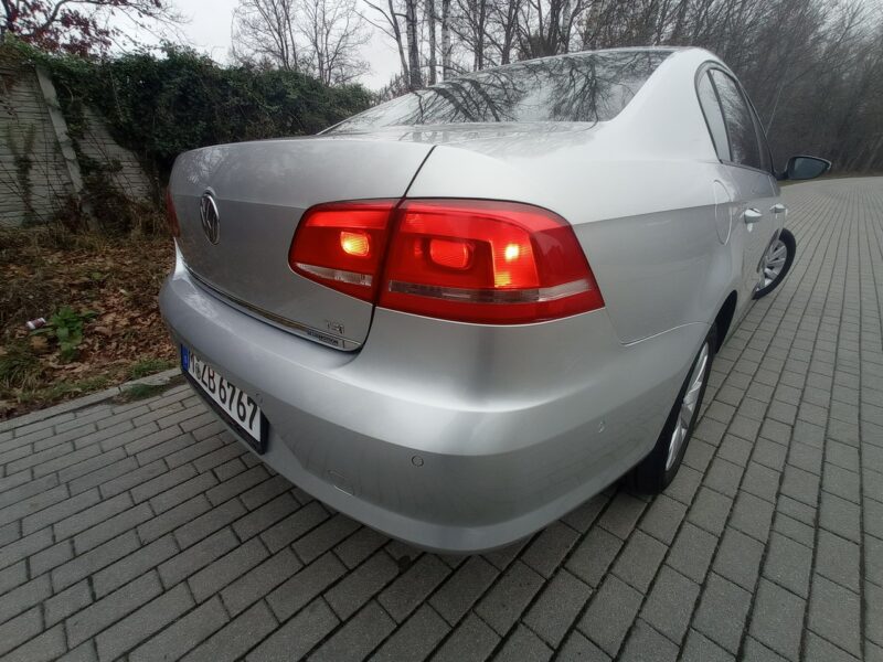 Volkswagen Passat Volkswagen Passat 1.4 TSI BlueMotion Technology Comfortline B7 (2010-2014)