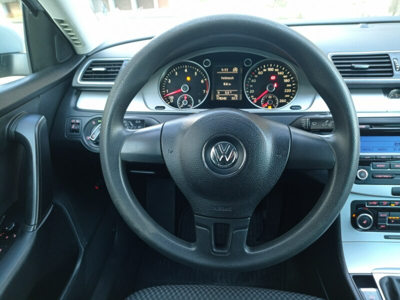 Volkswagen Passat Volkswagen Passat 1.4 TSI BlueMotion Technology Comfortline B7 (2010-2014)