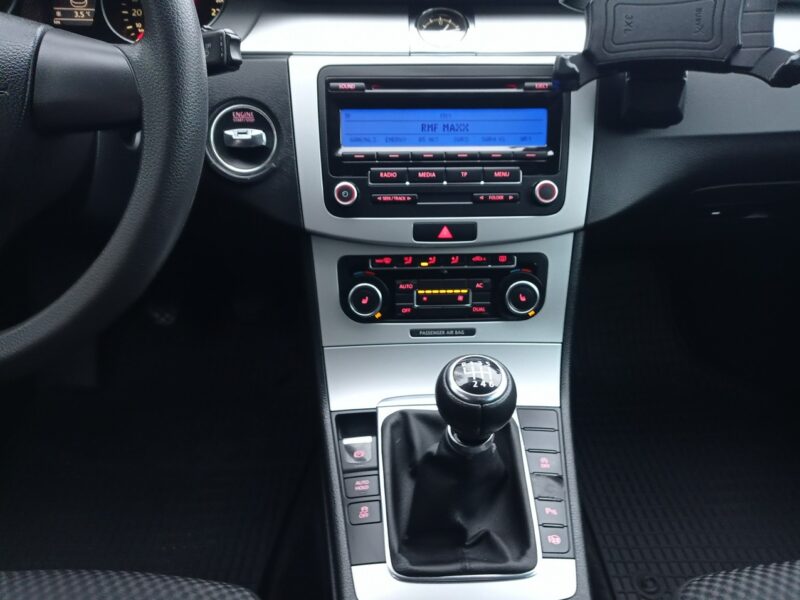 Volkswagen Passat Volkswagen Passat 1.4 TSI BlueMotion Technology Comfortline B7 (2010-2014)