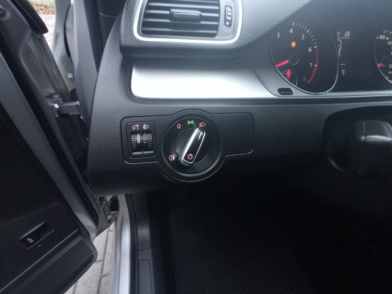Volkswagen Passat Volkswagen Passat 1.4 TSI BlueMotion Technology Comfortline B7 (2010-2014)