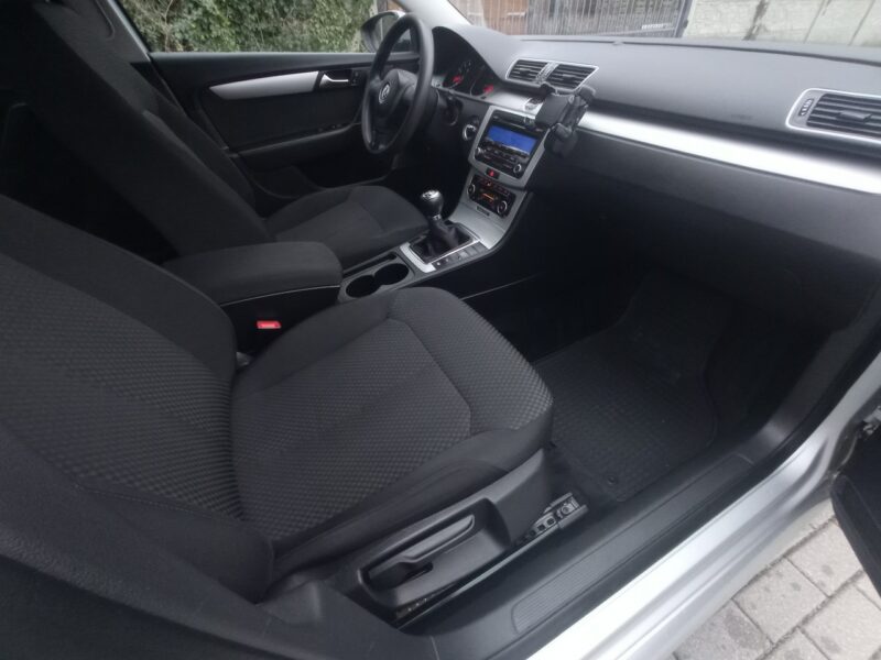 Volkswagen Passat Volkswagen Passat 1.4 TSI BlueMotion Technology Comfortline B7 (2010-2014)
