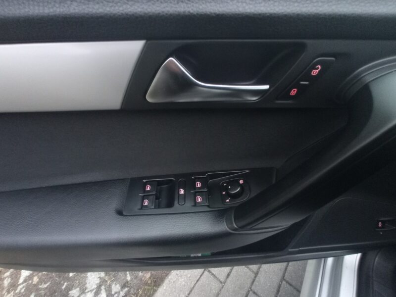 Volkswagen Passat Volkswagen Passat 1.4 TSI BlueMotion Technology Comfortline B7 (2010-2014)