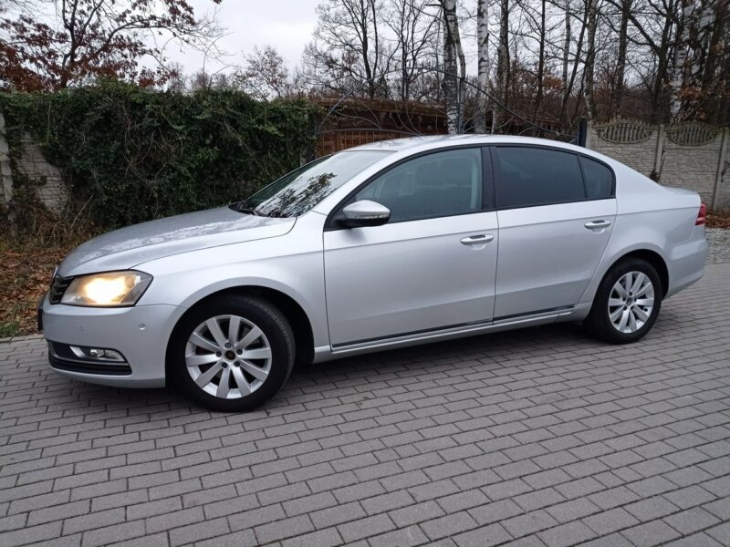 Volkswagen Passat Volkswagen Passat 1.4 TSI BlueMotion Technology Comfortline B7 (2010-2014)